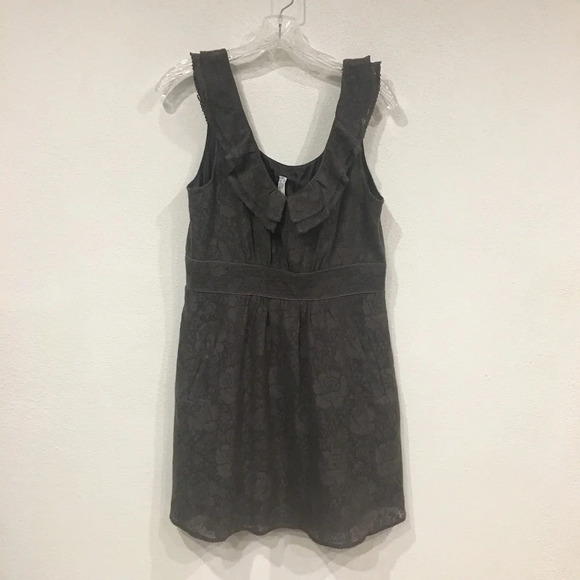 Maeve Ruffle Floral Dress Size Medium EUC - Picture 2 of 4